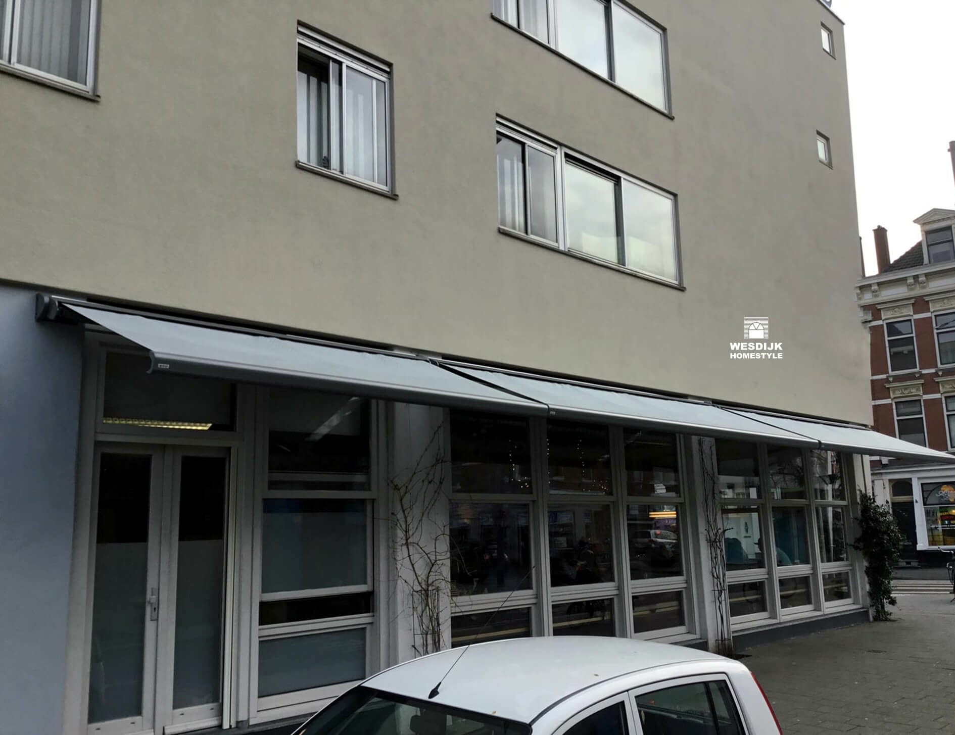 Horeca-zonwering-Rotterdam-Horeca-zonwering-terrasschermen-Horeca-zonwering-terrasschermen-Horeca-zonwering-doek-Horeca-zonweringen-4